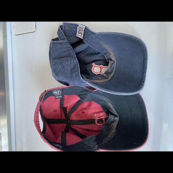 Boston Red Sox Baseball Caps - Picture 2 of 2